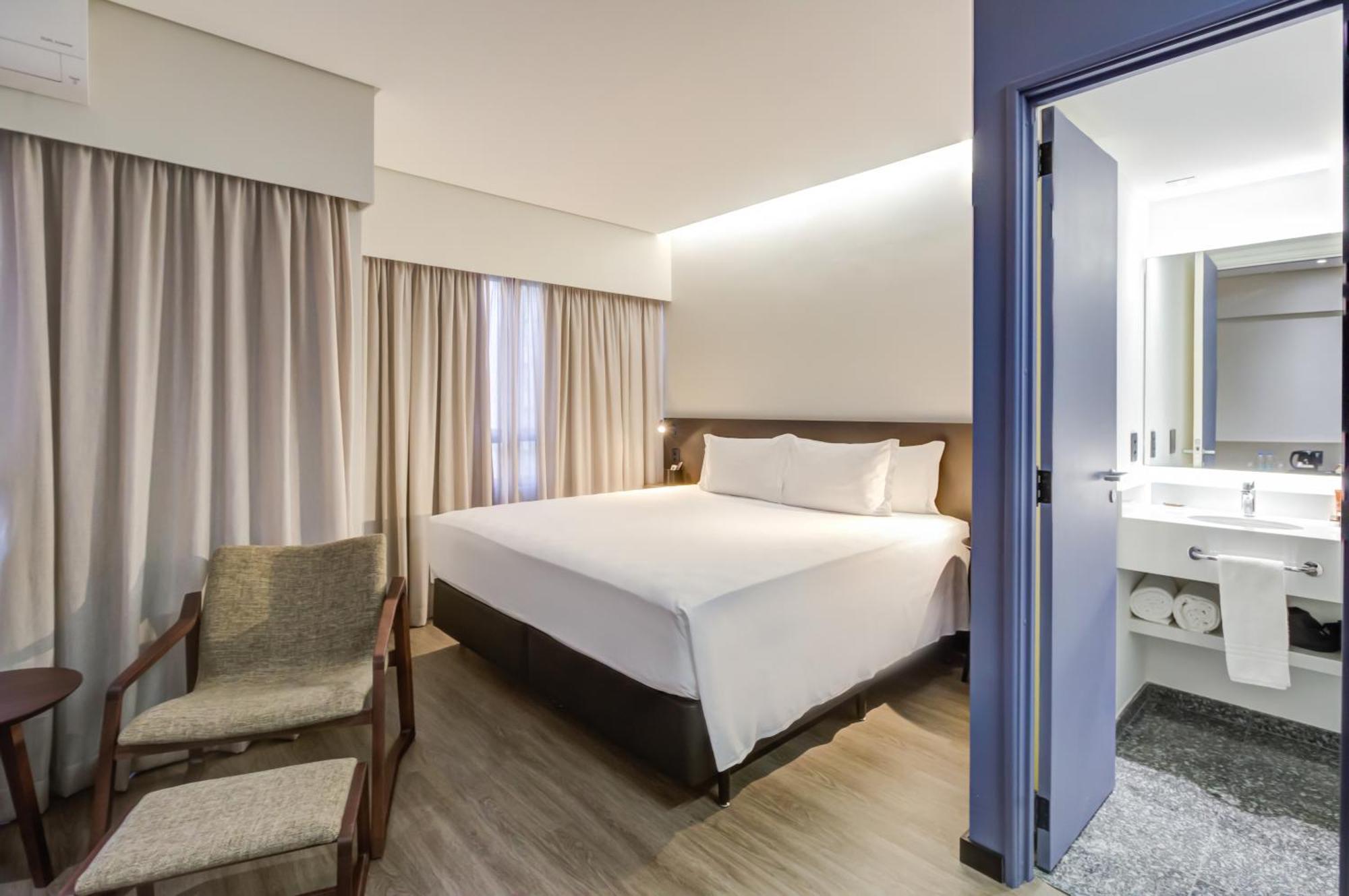Готель Radisson Sao Paulo Paulista Екстер'єр фото A bedroom at the hotel